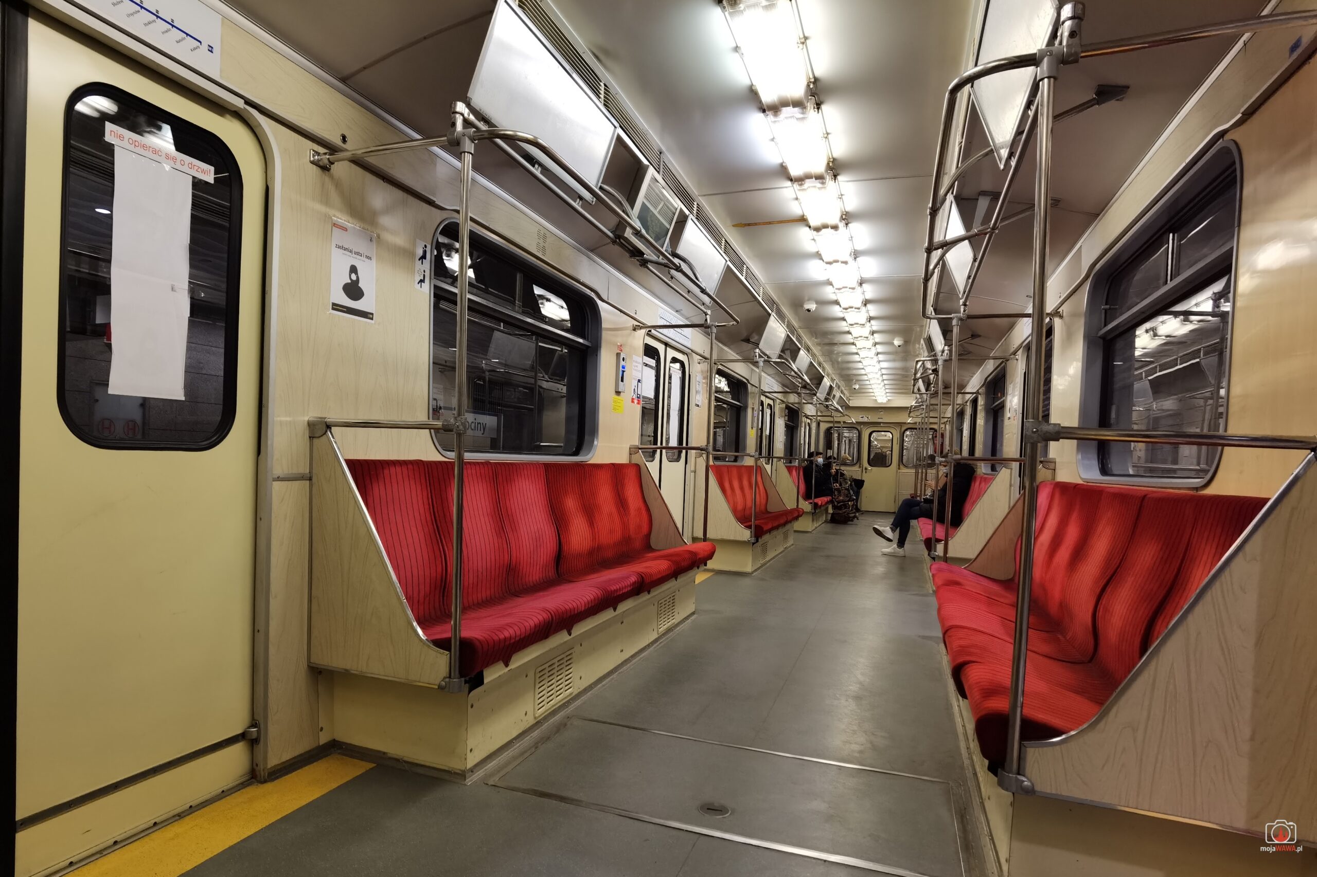 POŻAR W METRZE – LINIA M1 nie kursuje do odwołania
