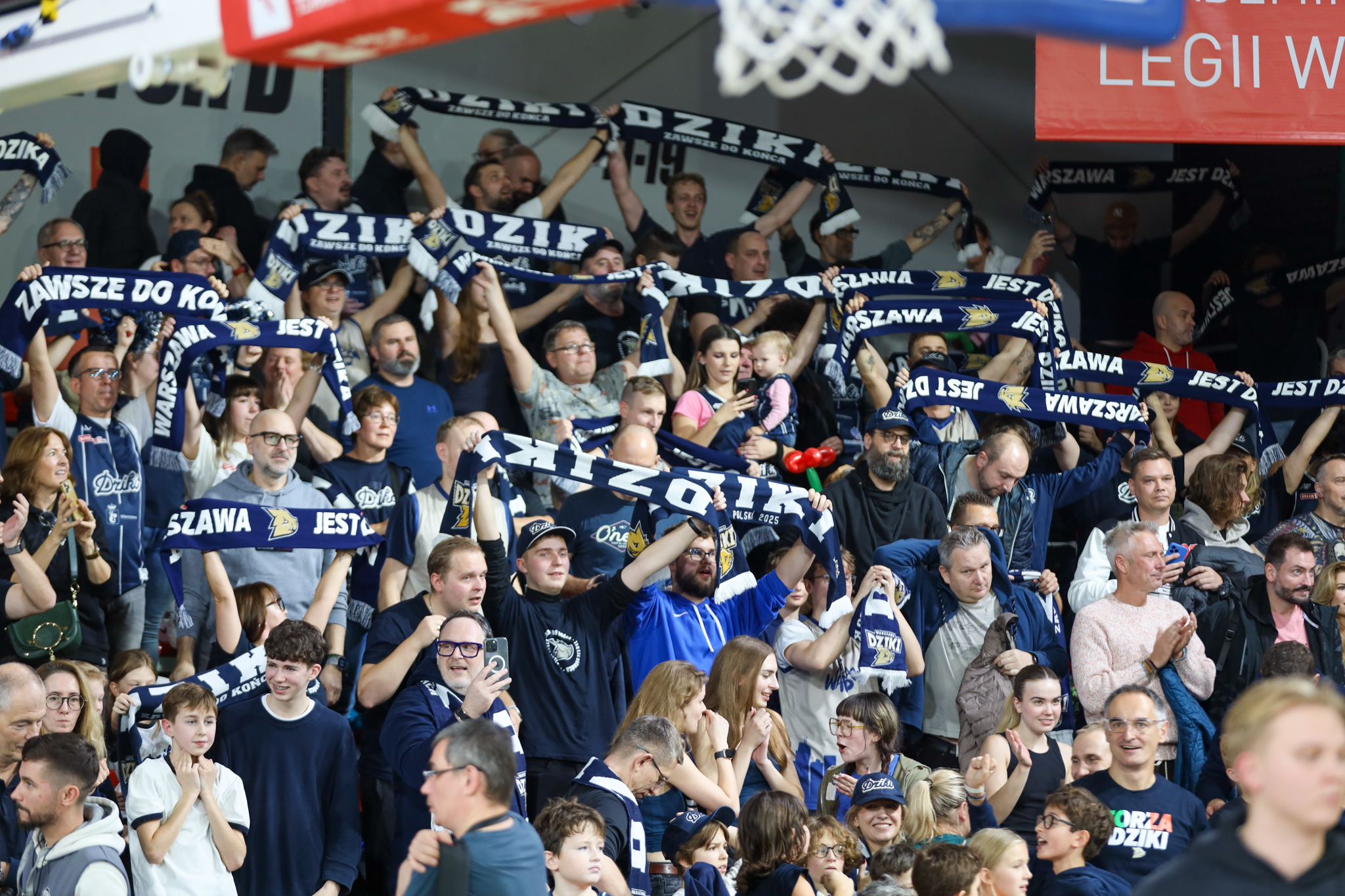 Dziki Warszawa wygrywają derby! Emocje do ostatnich sekund